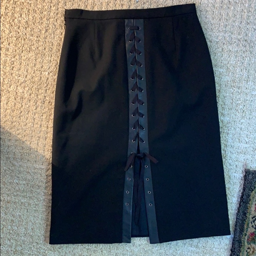 💥 BCBG MAX AZRIA SKIRT 💥